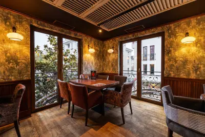 Happy Bar & Grill Center (Burgas)
