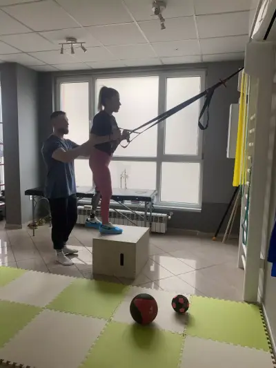 HD Therapy - Рехабилитация, Кинезитерапия, Масаж и Пилатес Реформър