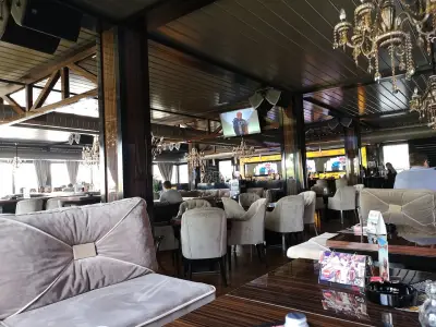 Bar & Dinner Destiny