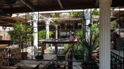 Oleander Garden Restaurant