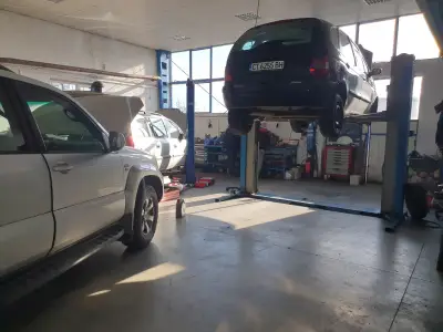 Автокомплекс Джони Ауто