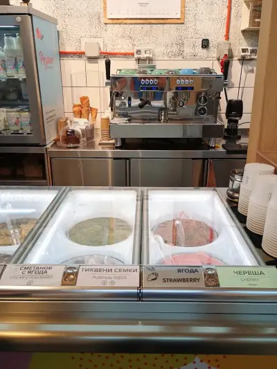 Gelato & Latte