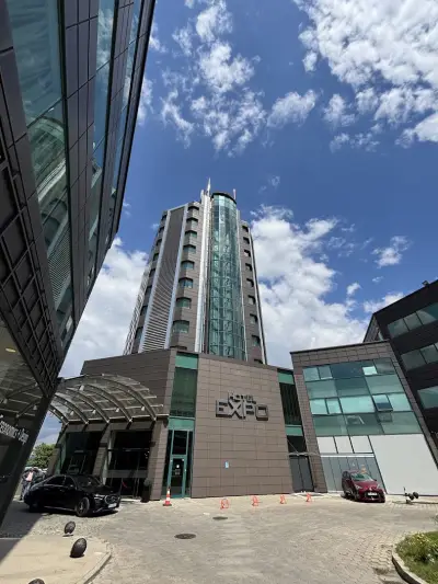 Expo Sofia Hotel - Free Arrival shuttle bus - Free Parking - Free Compliments - Free Wi-Fi