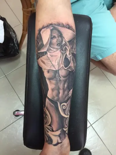 TATTOO SHOP RONIN