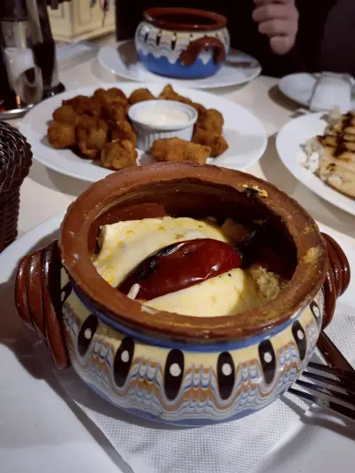 Ресторант „Мон Ами“ (Яслите)