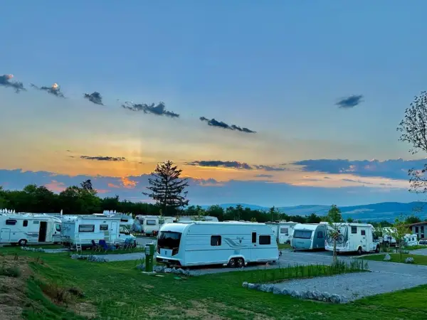 Empty lot - camper/caravan 100m2