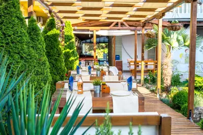 hotel Yanis