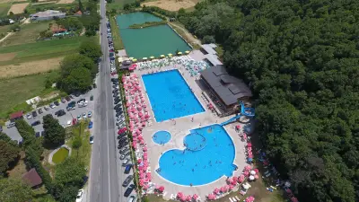 Минерален комплекс "Топлата вода"