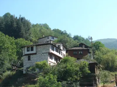 Комплекс Косовските Къщи