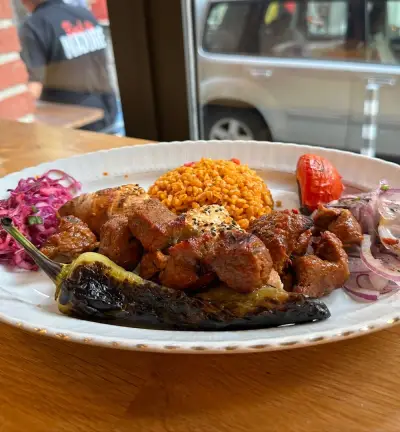 Mezza Grill, турска кухня София