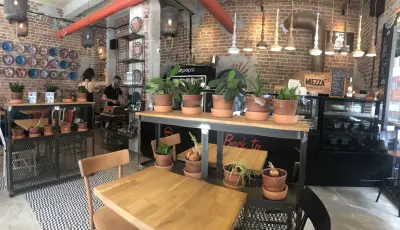 Mezza Grill, турска кухня София