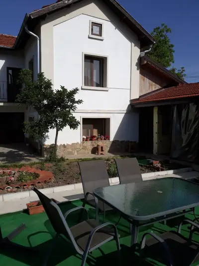 Popovi Koshari Guest house