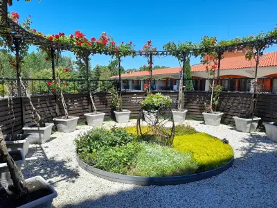 Hrizantema Hotel