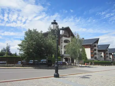 THE BOUNCE CLUB Bansko