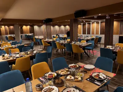 Bouzouki LIVE Restaurant