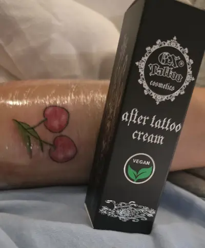 Killer BEES Tattoo Studio Platinum