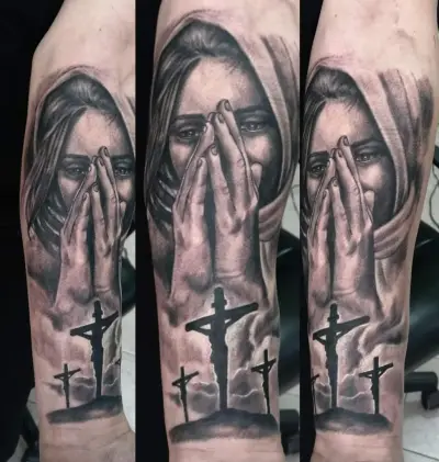 Momchil Tattoo