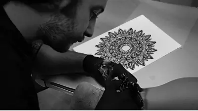 Poshla Mostra Tattoo