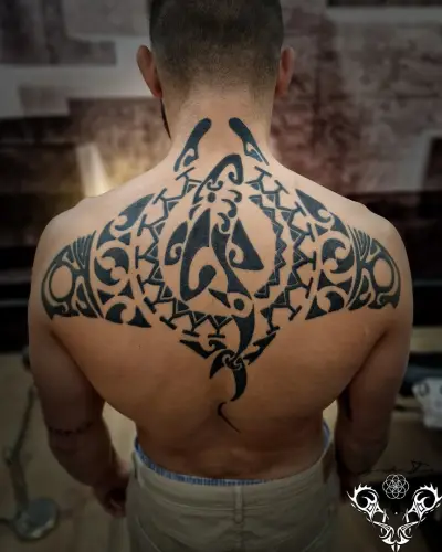 Студио за татуировки "Spider Ink"