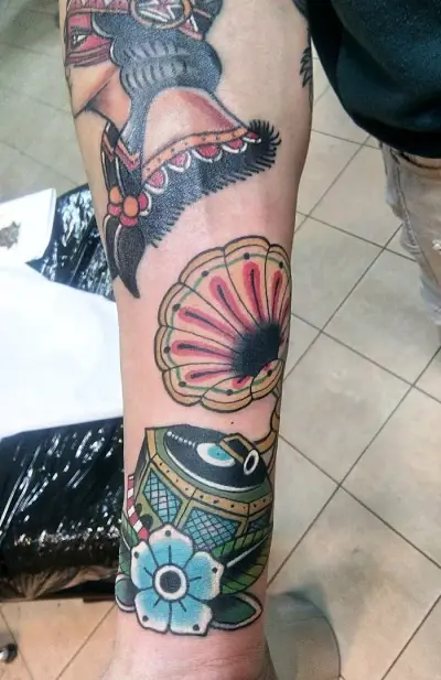 Inky Dragon Tattoo and body piercing studio