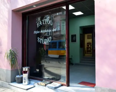 Stefan Hatchikian Art Tattoo Studio