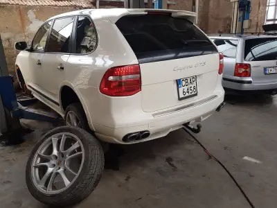 Сервиз и пътна помощ