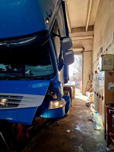 TRUCK & TRAILER SERVICE | 24/7 ROADSIDE ASSISTANCE