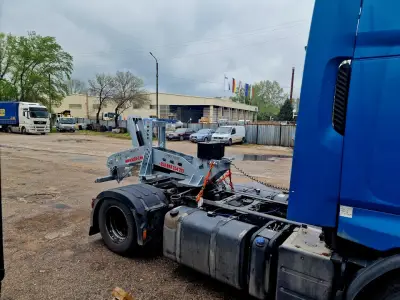 TRUCK & TRAILER SERVICE | 24/7 ROADSIDE ASSISTANCE