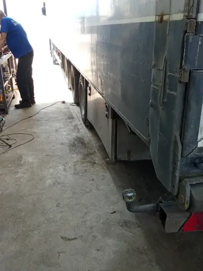 TRUCK SERVICE & TIR PARKING