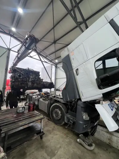 TRUCK SERVICE & TIR PARKING