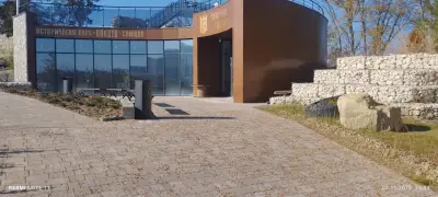 Наслука