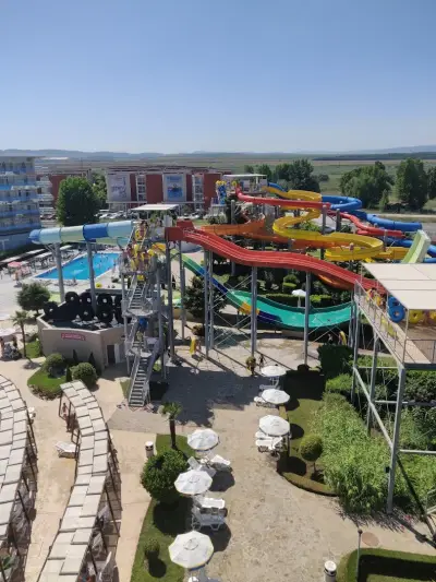 Екшън аквапарк