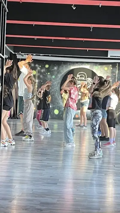 Creators Dance Center - Танци, Спорт и Рождени дни