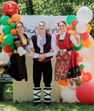 Клуб за Народни Танци ФТК "Ръка за ръка"