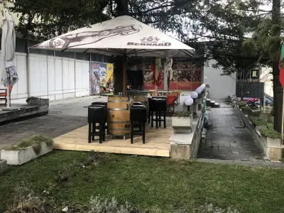 Momo's Kitchen