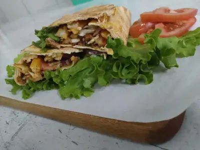 Бързо хранене Вкусотийки - Закусвалня, пекарна, дюнер, скара, бързо хранене Средец