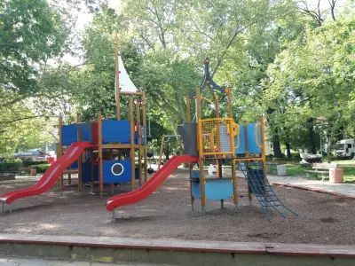 Баничарница Аз закусвам тук