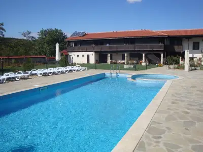 Къща за гости Черни Лом