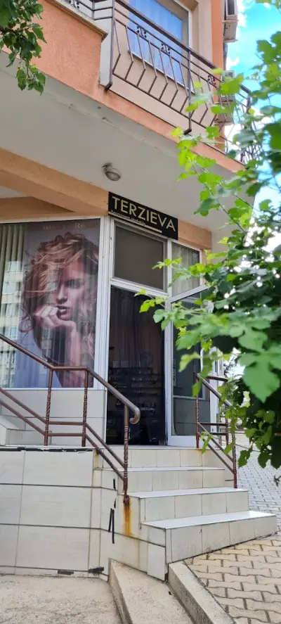 рекламна къща Джи Ес