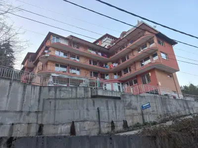 Хотел Костенец