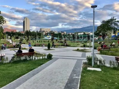 Парк „Възраждане“