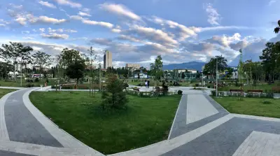 Парк „Възраждане“