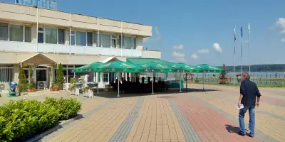 Митница Лом