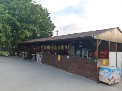 Комплекс Басейна, Ситово