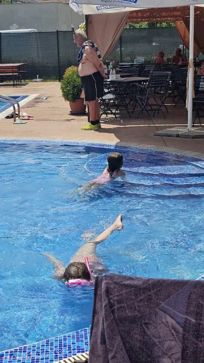 Ozio Pool