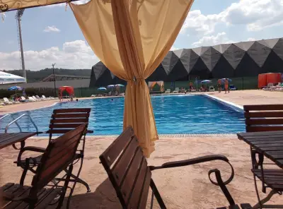 Ozio Pool