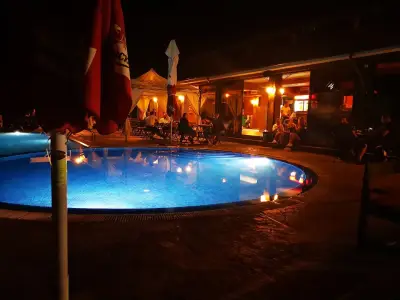 Ozio Pool