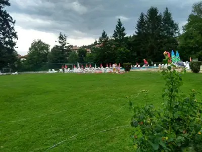Минерален плаж „Стрелча“