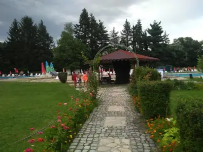 Минерален плаж „Стрелча“