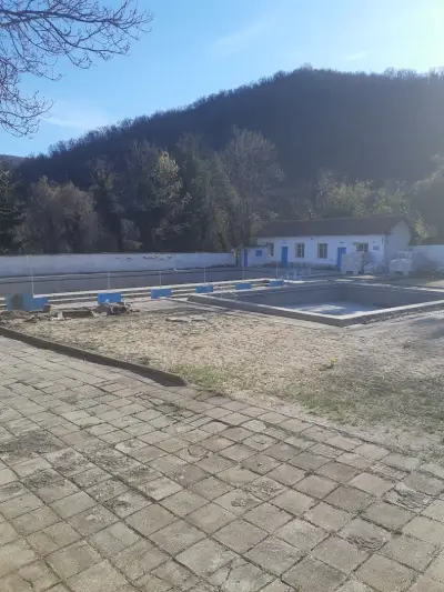 "Плажът"